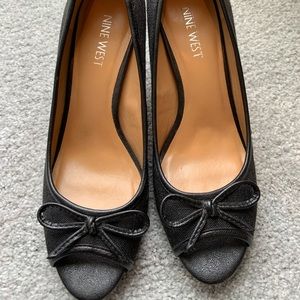 Nine West peep toe high heels. Black with bow